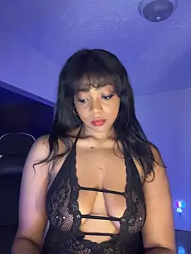 Snapshot of Blazerina chatting on 03-23-25, 01:42 Blazerina online show from 03-23-25, 01:42