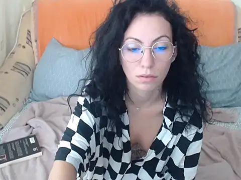 Emmatoo online show from 11-02-25, 10:50