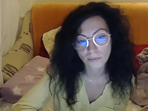 Emmatoo online show from 11-18-25, 08:35