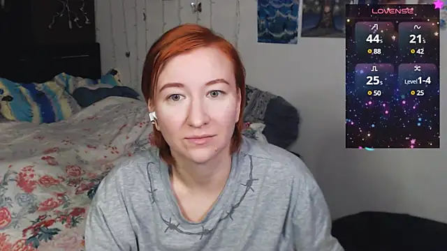 Snapshot of licentia__poetica chatting on 12-24-24, 02:21 licentia poetica online show from 12-24-24, 02:21