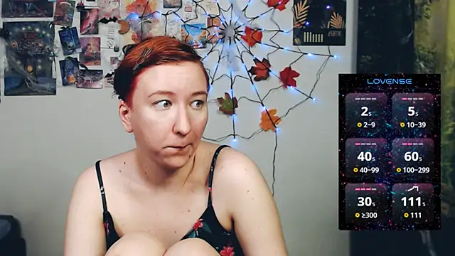 Snapshot of licentia__poetica chatting on 11-19-25, 06:08 licentia poetica online show from 11-19-25, 06:08