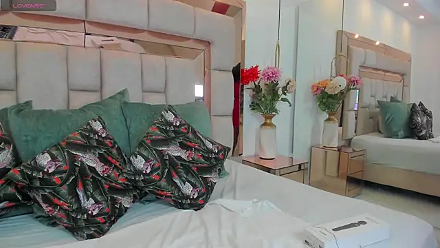 sofia samuels online show from 03-01-26, 03:41