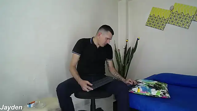 Snapshot of jayydenandjacob chatting on 10-25-25, 07:19 jayydenandjacob online show from 10-25-25, 07:19