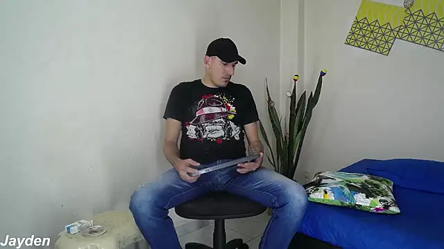 Snapshot of jayydenandjacob chatting on 10-27-25, 07:07 jayydenandjacob online show from 10-27-25, 07:07