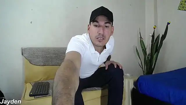 Snapshot of jayydenandjacob chatting on 11-03-25, 06:42 jayydenandjacob online show from 11-03-25, 06:42