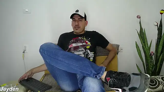 Snapshot of jayydenandjacob chatting on 11-25-25, 06:52 jayydenandjacob online show from 11-25-25, 06:52