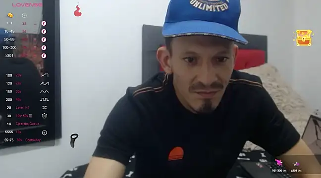 Snapshot of trebollhht chatting on 12-20-24, 03:14 trebollhht online show from 12-20-24, 03:14