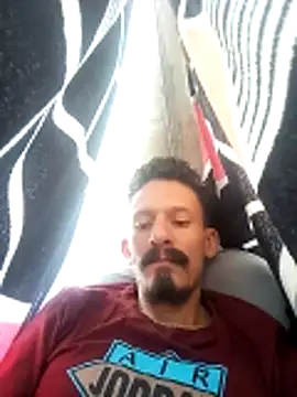 Snapshot of trebollhht chatting on 03-12-26, 04:57 trebollhht online show from 03-12-26, 04:57