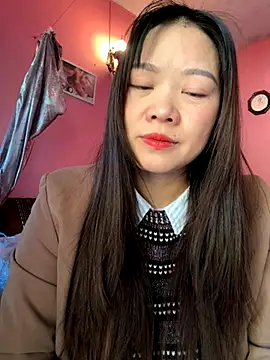 Hellen 111 online show from 11-23-25, 08:14