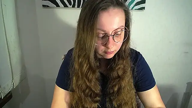 Snapshot of _Annabelle_Lee chatting on 06-15-26, 06:37 Annabelle Lee online show from 06-15-26, 06:37