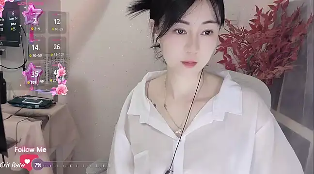 Snapshot of Lisa-s chatting on 03-04-25, 01:06 Lisa-s online show from 03-04-25, 01:06