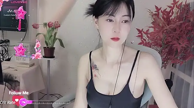 Snapshot of Lisa-s chatting on 03-13-25, 01:18 Lisa-s online show from 03-13-25, 01:18