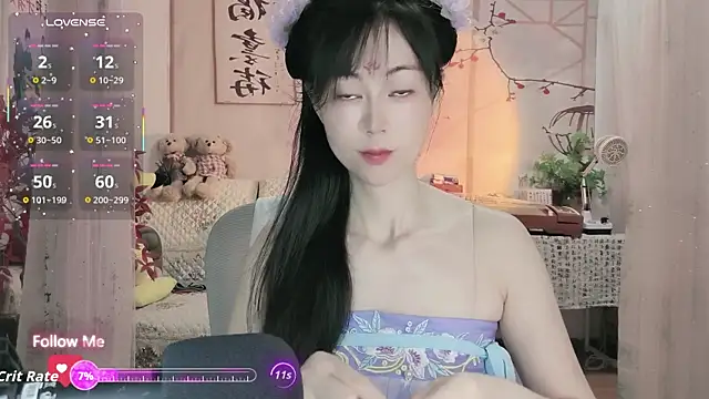 Snapshot of Lisa-s chatting on 10-02-25, 12:17 Lisa-s online show from 10-02-25, 12:17