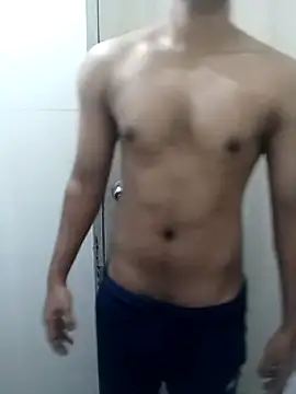 Snapshot of hottboy_39 chatting on 12-11-24, 05:10 hottboy 39 online show from 12-11-24, 05:10