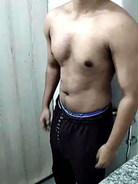 Snapshot of hottboy_39 chatting on 02-11-26, 10:20 hottboy 39 online show from 02-11-26, 10:20