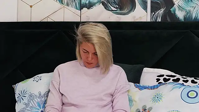 tanyagrey online show from 04-09-26, 07:47