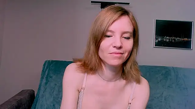 Snapshot of Eva_vagner chatting on 05-10-26, 02:06 Eva vagner online show from 05-10-26, 02:06
