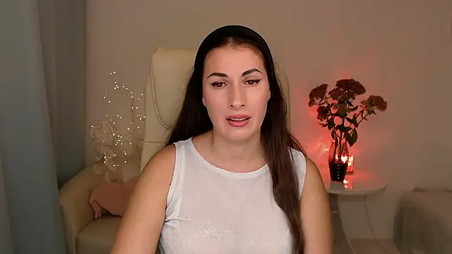 MaryMalory11 online show from 10-01-25, 03:18