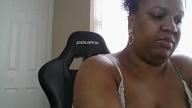 Badgirlbrittt online show from 10-03-25, 04:59