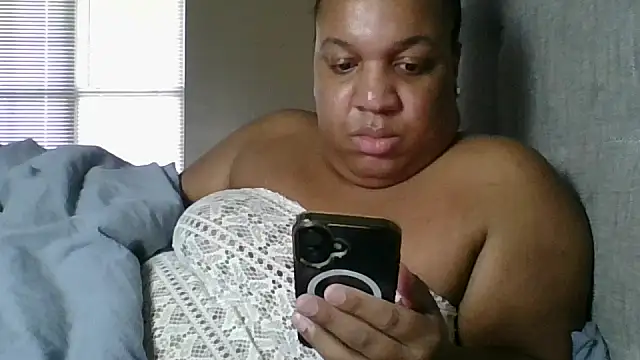 Snapshot of Badgirlbrittt chatting on 01-14-26, 07:41 Badgirlbrittt online show from 01-14-26, 07:41