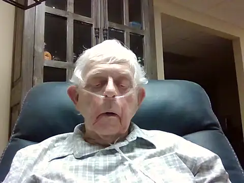 Snapshot of bootlegmanz chatting on 07-20-26, 04:31 bootlegmanz online show from 07-20-26, 04:31