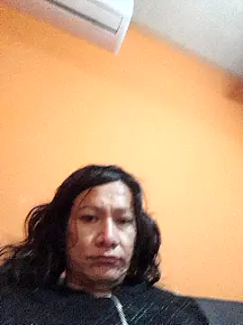 Snapshot of miicheele32 chatting on 03-15-25, 03:59 miicheele32 online show from 03-15-25, 03:59