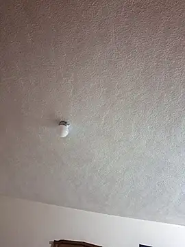 Snapshot of miicheele32 chatting on 11-19-25, 07:08 miicheele32 online show from 11-19-25, 07:08