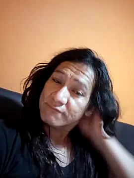 Snapshot of miicheele32 chatting on 11-25-25, 09:31 miicheele32 online show from 11-25-25, 09:31