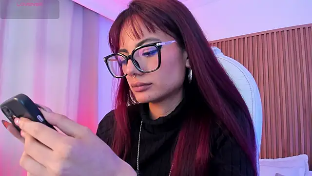 sophiecherry  online show from 11-22-25, 09:14