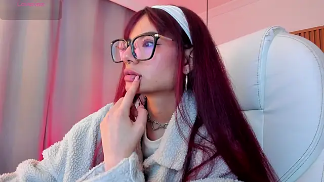 sophiecherry  online show from 11-24-25, 10:20