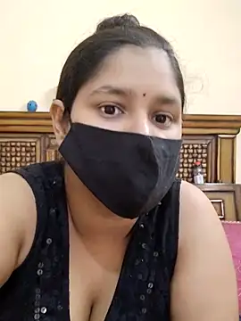 Snapshot of IND_COUPLE1 chatting on 03-05-25, 02:46 IND COUPLE1 online show from 03-05-25, 02:46