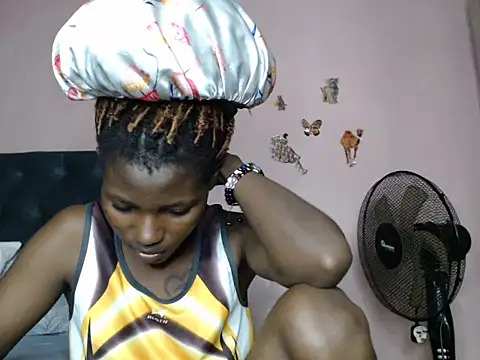 TrishaKalid online show from 03-11-25, 06:52