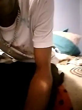 Snapshot of Dickey_sa chatting on 10-05-25, 05:00 Dickey sa online show from 10-05-25, 05:00