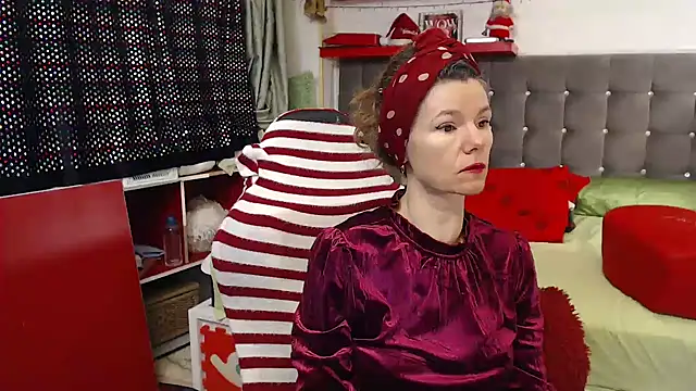 kellyterapy online show from 12-19-25, 03:02