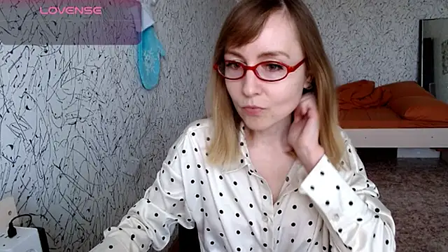 Snapshot of Athena_Richards chatting on 06-14-26, 09:11 Athena Richards online show from 06-14-26, 09:11