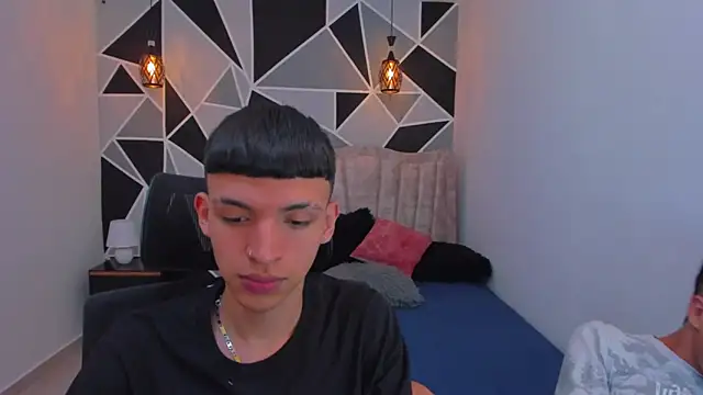 Juan Nd Steven online show from 11-06-25, 04:24