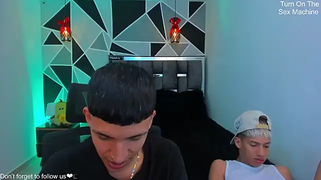 Juan Nd Steven online show from 04-08-26, 02:33