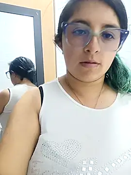 Snapshot of _Angelinaandrade_ chatting on 09-09-25, 01:27 Angelinaandrade online show from 09-09-25, 01:27