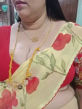 Snapshot of ashikaa_r chatting on 06-24-26, 01:54 ashikaa r online show from 06-24-26, 01:54