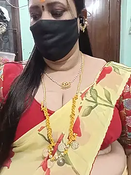 Snapshot of ashikaa_r chatting on 06-28-26, 01:39 ashikaa r online show from 06-28-26, 01:39