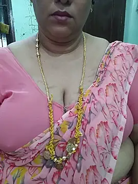 Snapshot of ashikaa_r chatting on 07-07-26, 05:43 ashikaa r online show from 07-07-26, 05:43