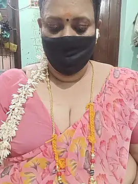 Snapshot of ashikaa_r chatting on 07-18-26, 06:23 ashikaa r online show from 07-18-26, 06:23