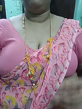 Snapshot of ashikaa_r chatting on 07-20-26, 06:54 ashikaa r online show from 07-20-26, 06:54