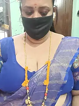 Snapshot of ashikaa_r chatting on 07-24-26, 04:54 ashikaa r online show from 07-24-26, 04:54