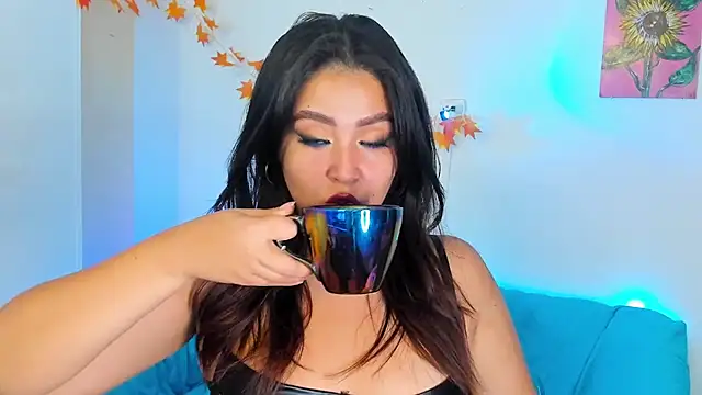 LiahDiaz online show from 12-22-24, 08:58