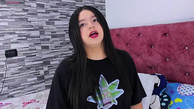 skyhotgirll online show from 02-11-25, 06:11