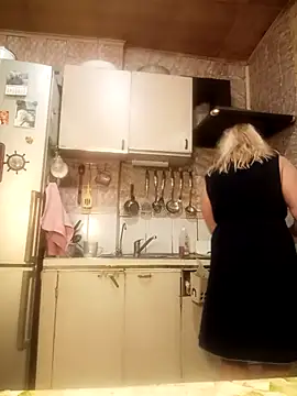 HelenaGlossX online show from 12-09-24, 01:40