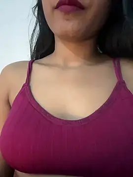 Snapshot of Hot_Goldengirl chatting on 02-23-26, 07:55 Hot Goldengirl online show from 02-23-26, 07:55