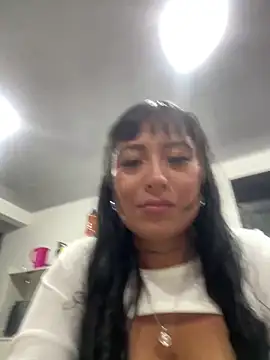 Snapshot of luisa16xxx chatting on 12-25-24, 04:33 luisa16xxx online show from 12-25-24, 04:33