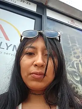 Snapshot of luisa16xxx chatting on 10-17-25, 02:19 luisa16xxx online show from 10-17-25, 02:19